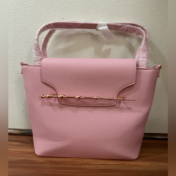 Loungefly Harry Potter Elder Wand Pink Tote Bag with Gold Wand Accent - Picture 3 of 5